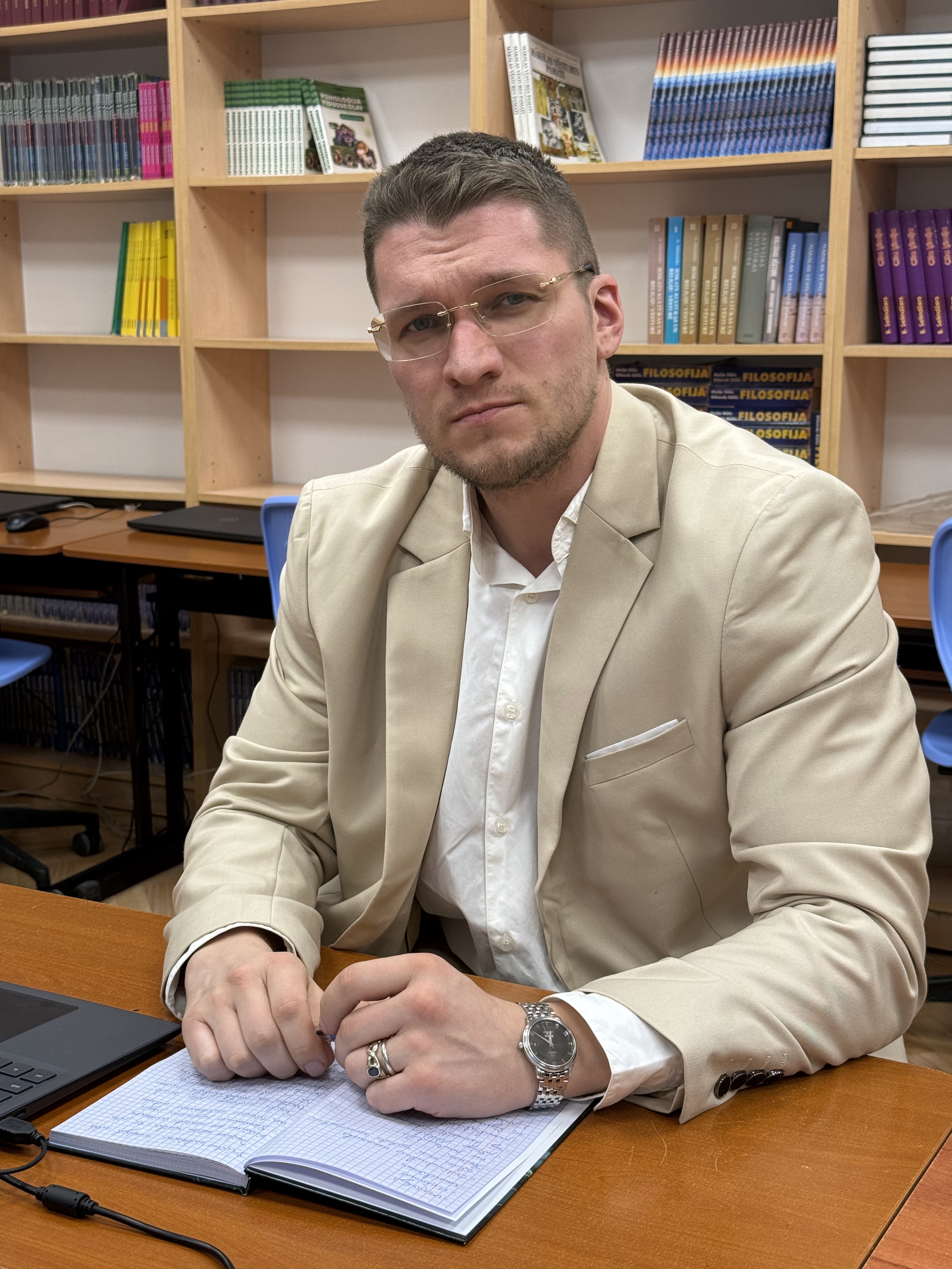 Arturs Burinskis